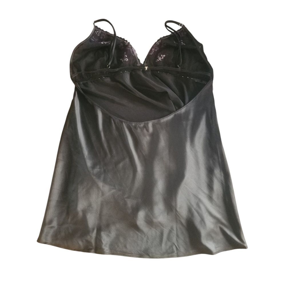 Victoria's Women's Secret Floral Embroidery Black Satin Slip Size XXL NWT - Picture 2 of 9